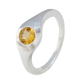 Tereza Luxurious Yellow Solitaire Ring